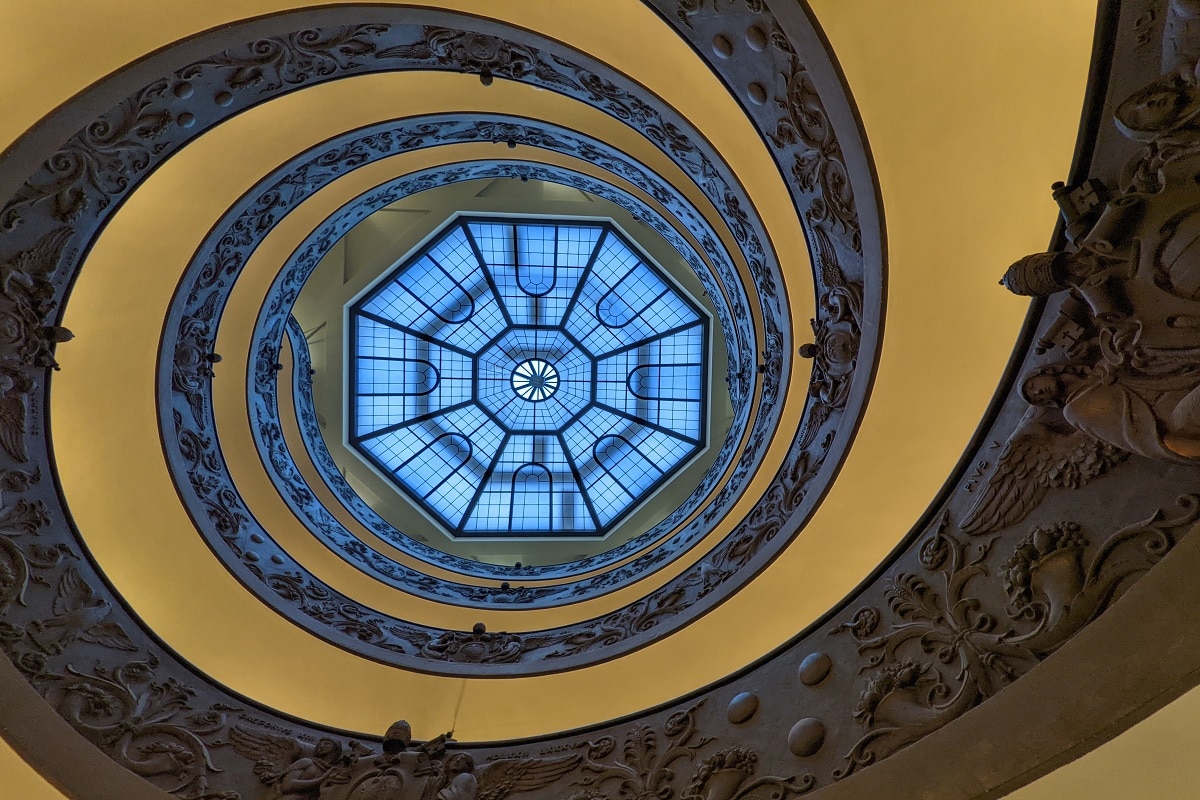 vatican city spiral staircase rome