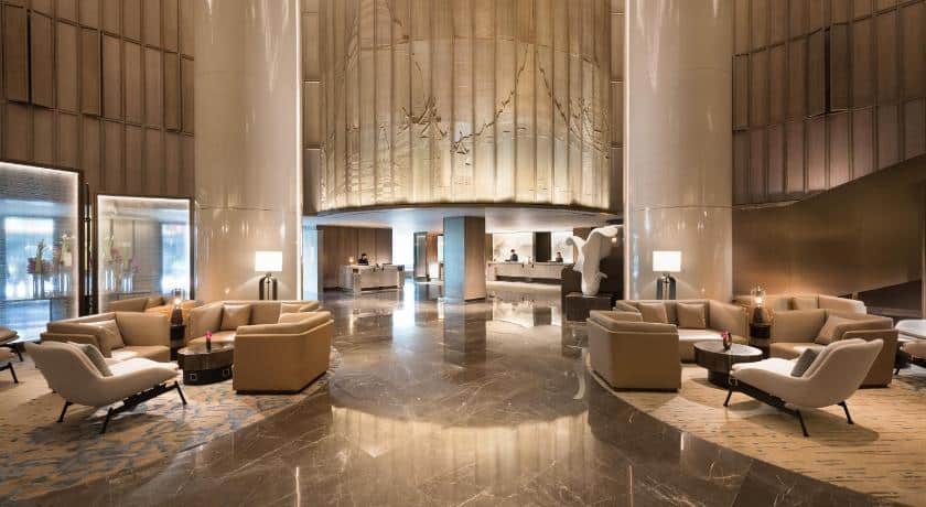 hilton honors conrad bangkok hotel lobby