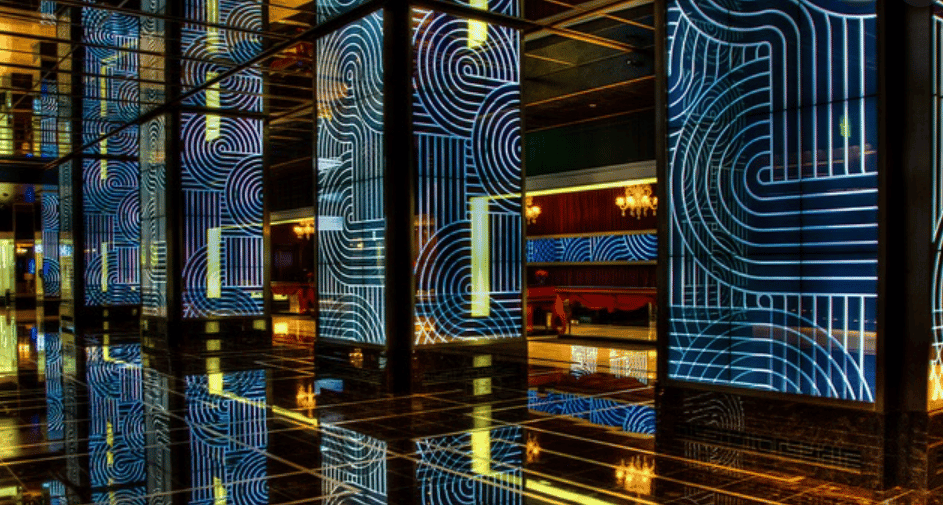 the cosmopolitan of las vegas lobby pillar art