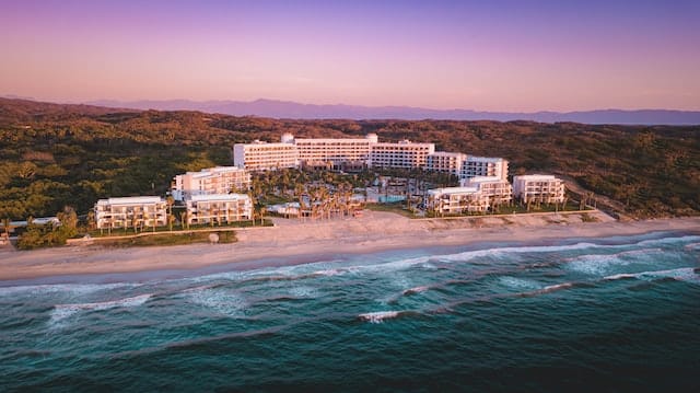 hilton conrad punta de mita