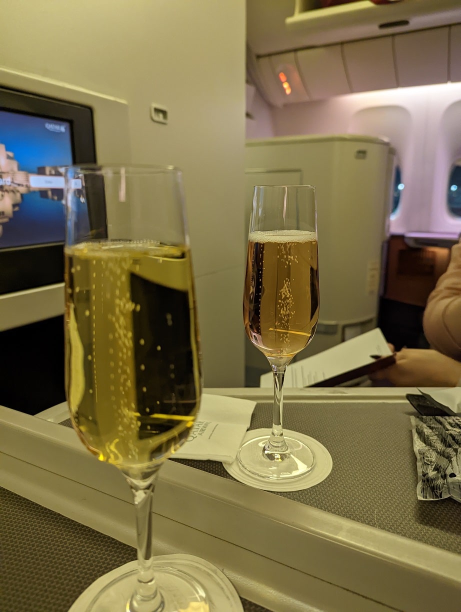 qatar business class champagne pre-departure beverage