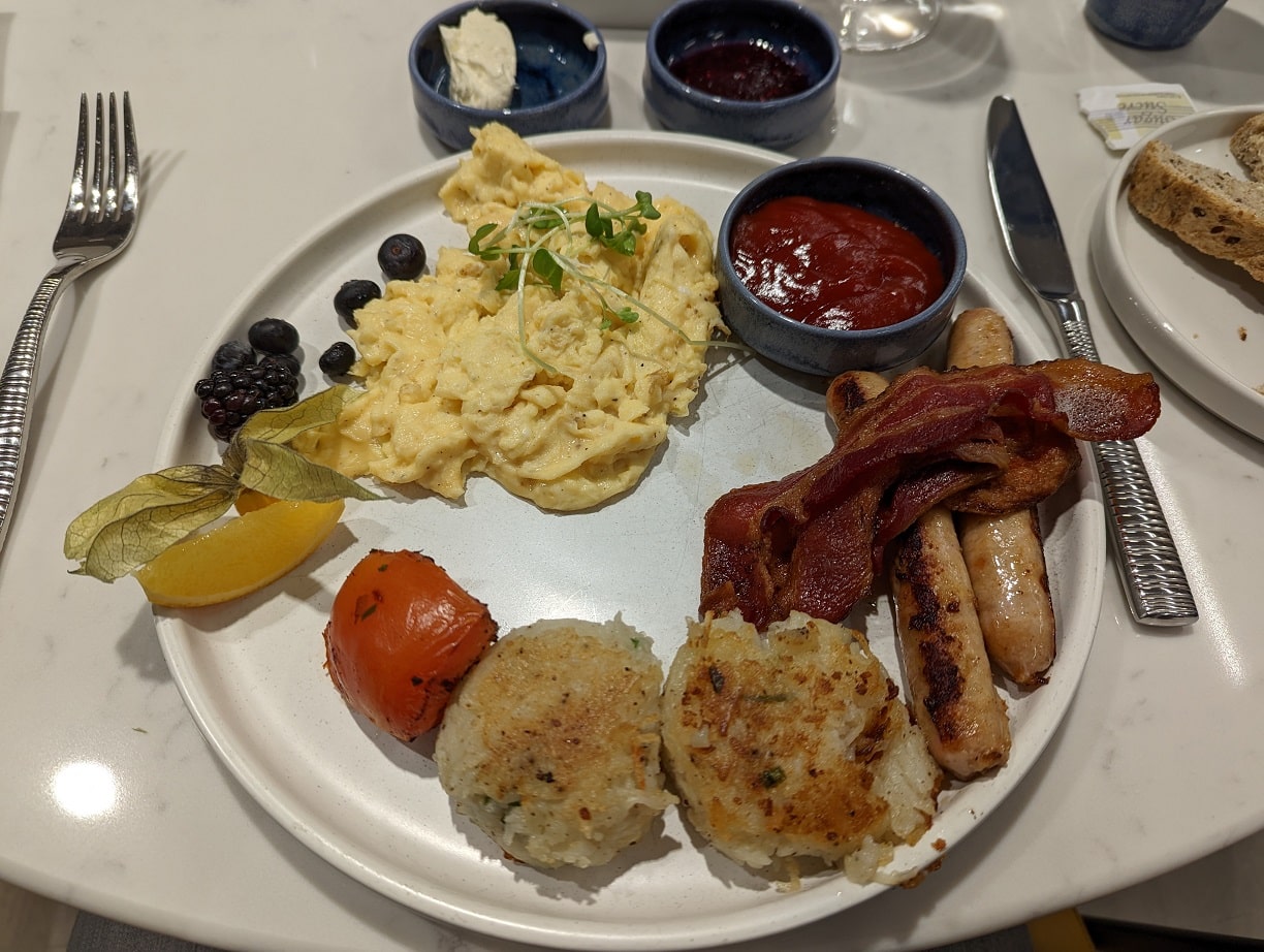 the dorian calgary marriott platinum breakfast food