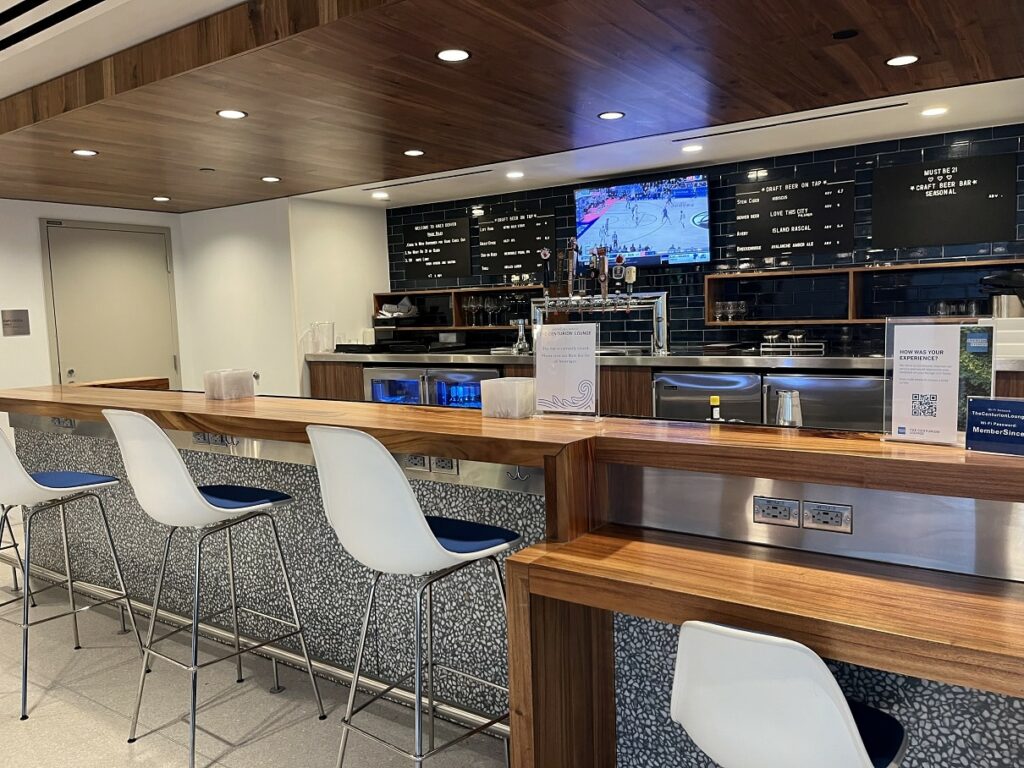 american express centurion lounge denver secondary bar
