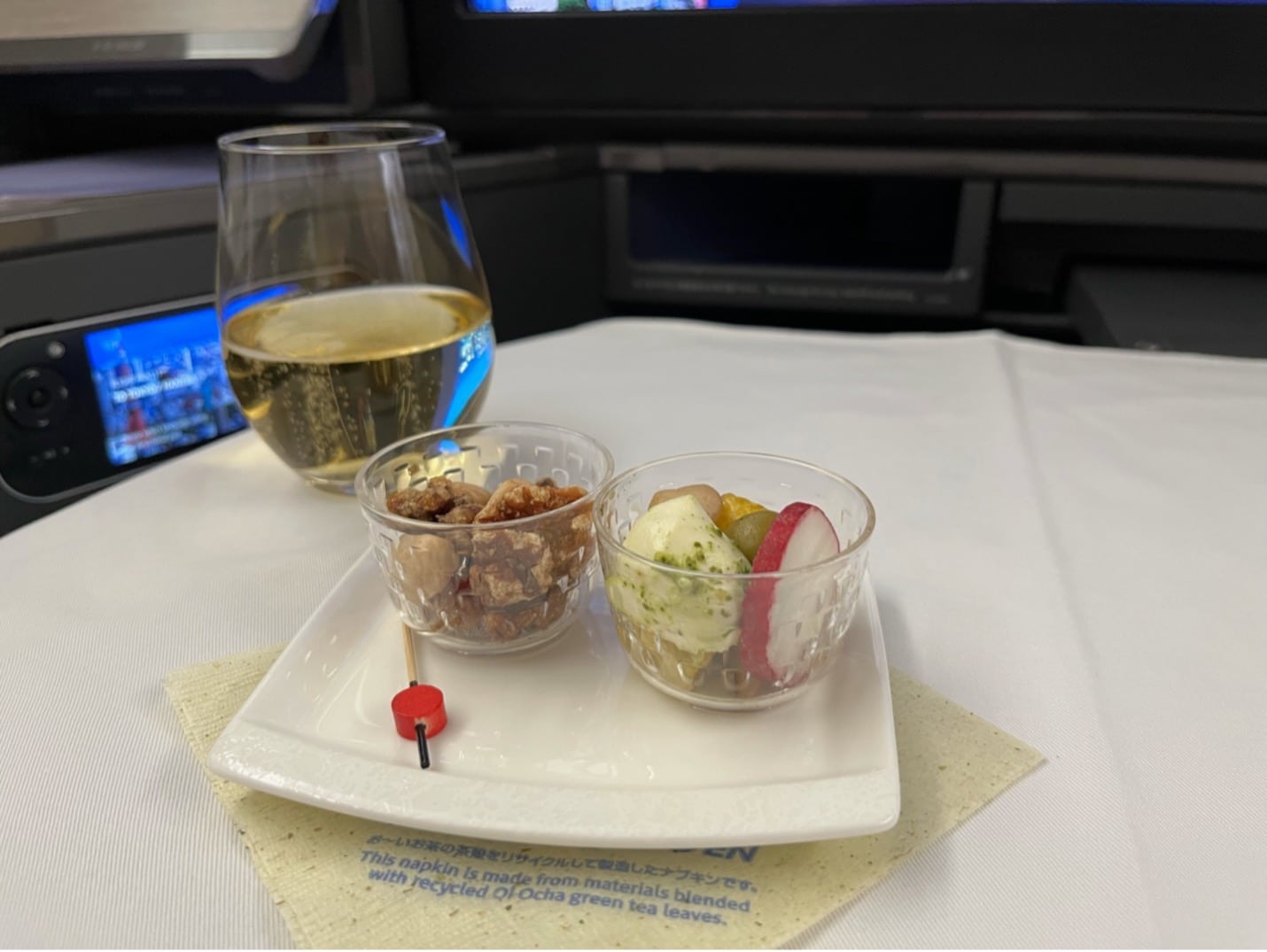 ana the room business class amuse bouche and champagne