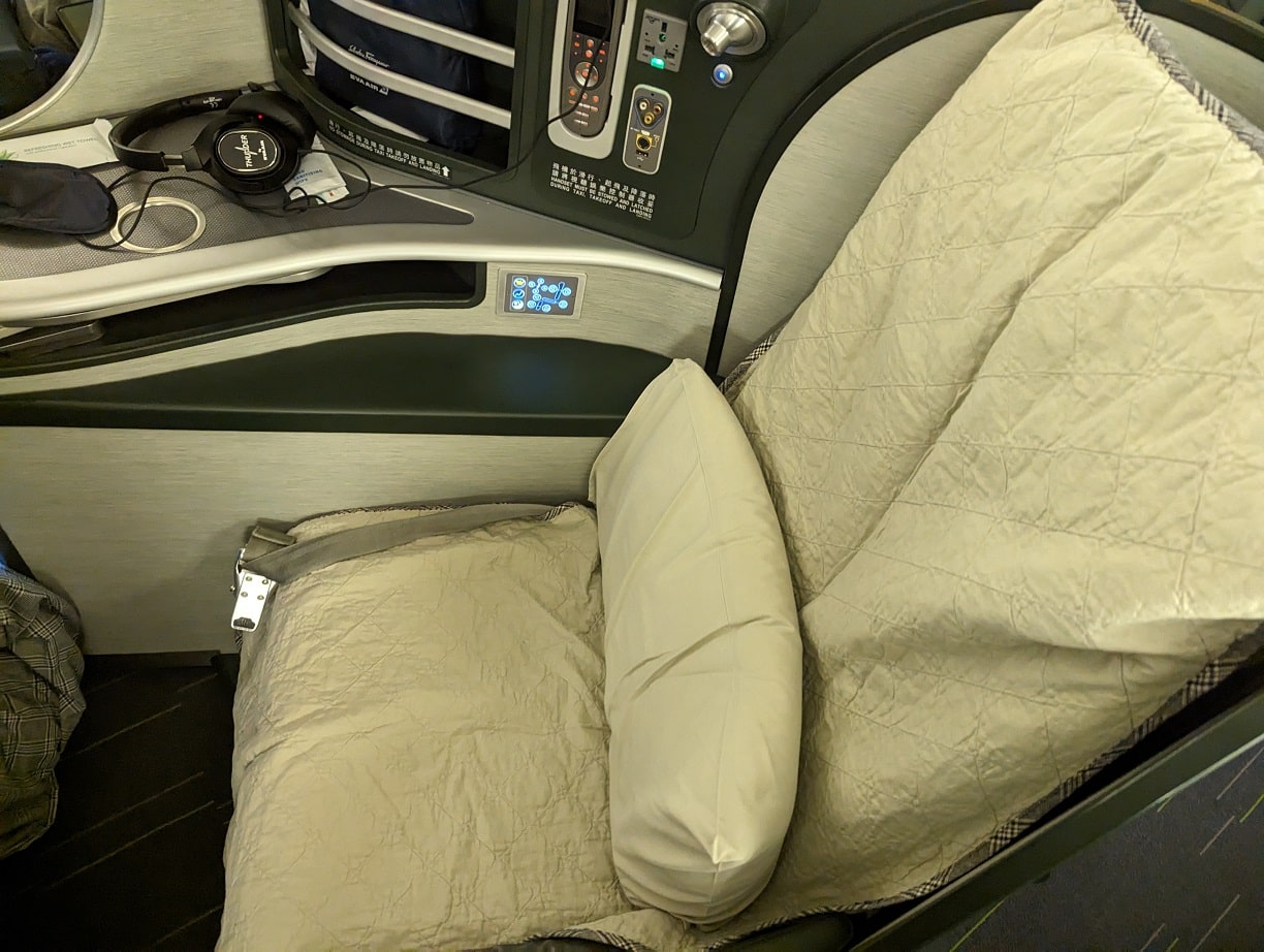 eva air business class seat with mattress pad