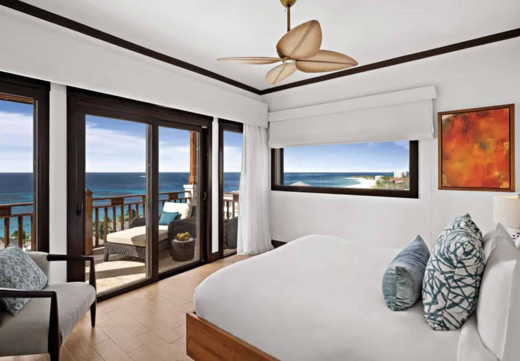 zemi beach house lxr resort king room with balcony