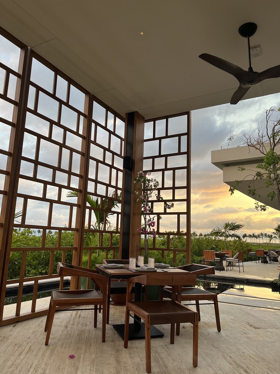 st regis kanai resort riviera maya toro restaurant terrace