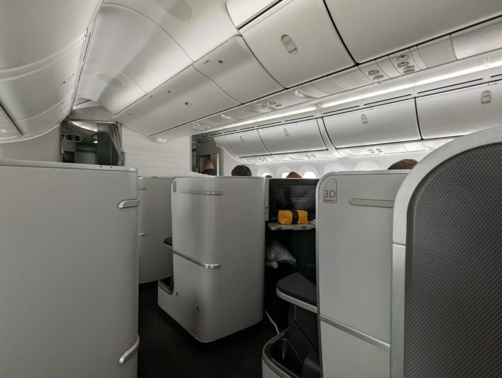 Review: Air Canada Signature Class (787-9) | Frugal Flyer