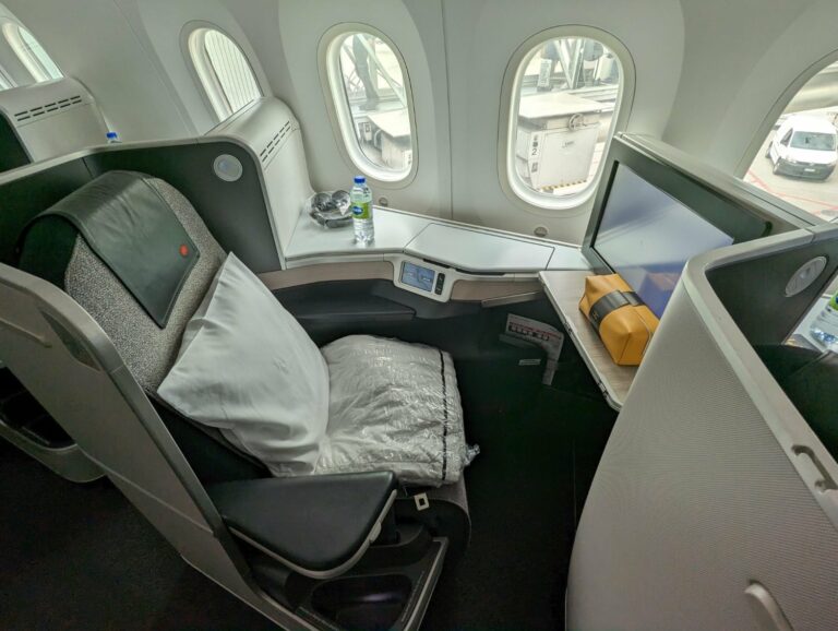 Review: Air Canada Signature Class (787-9) | Frugal Flyer