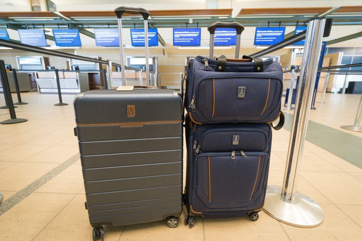 travelpro-luggage-review-featured-image