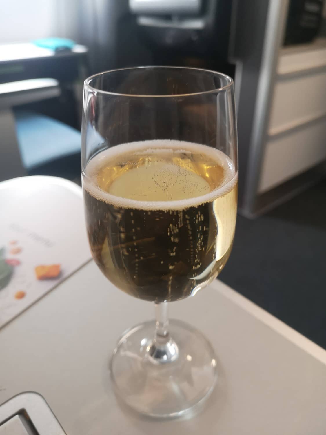 aer lingus business class champagne