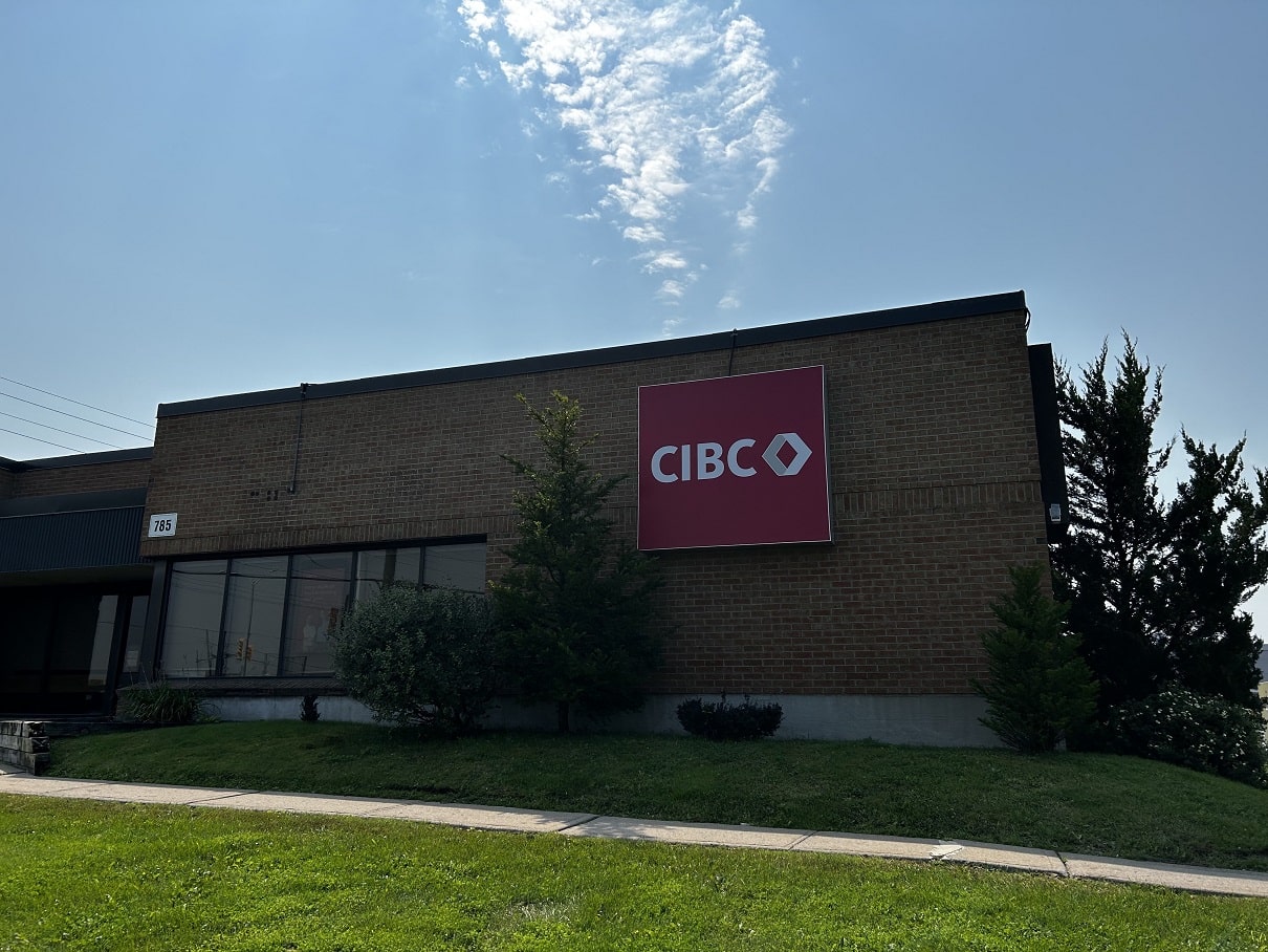 CIBC bank branch exterior
