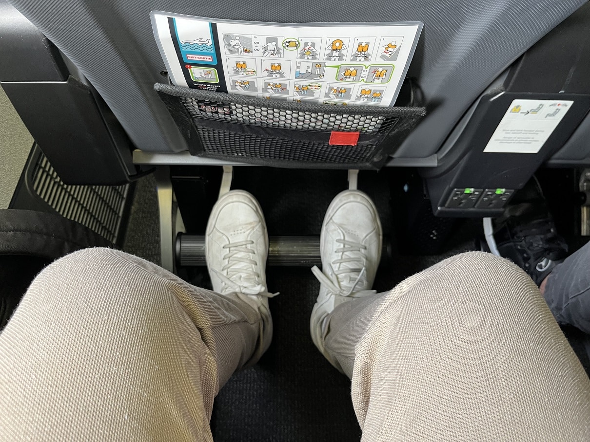 air canada premium economy footrest