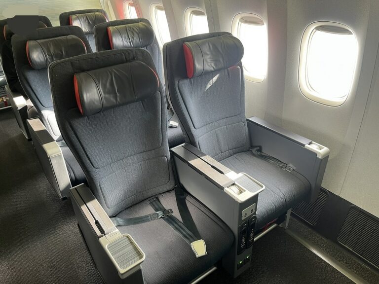 Air Canada Premium Economy: Is It Worth It? | Frugal Flyer