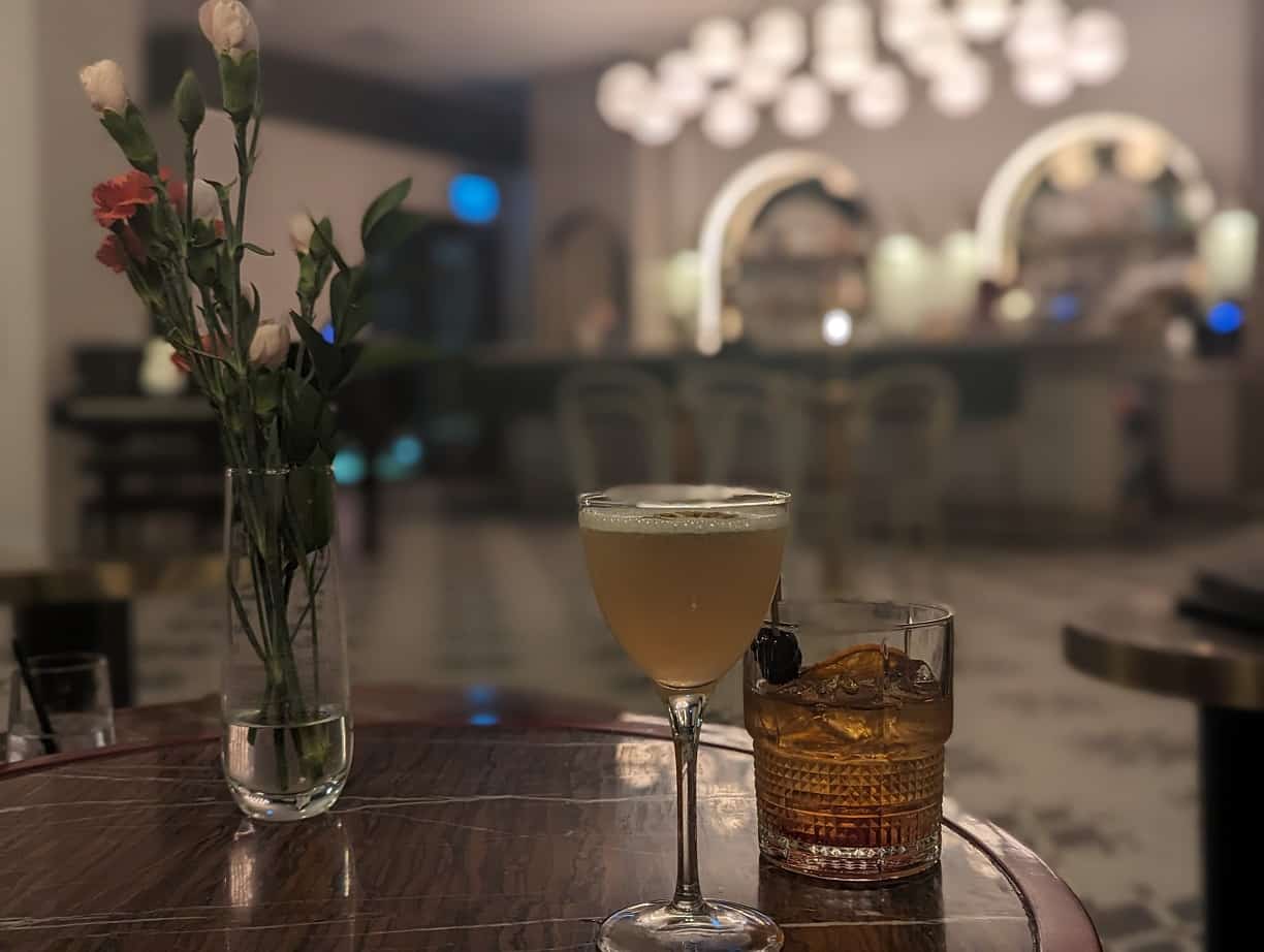 prologue lounge dorian calgary hotel cocktails