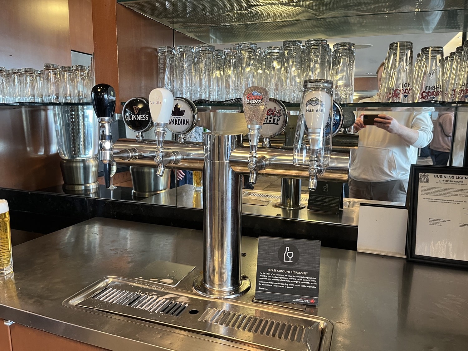 air canada maple leaf lounge beer on tap