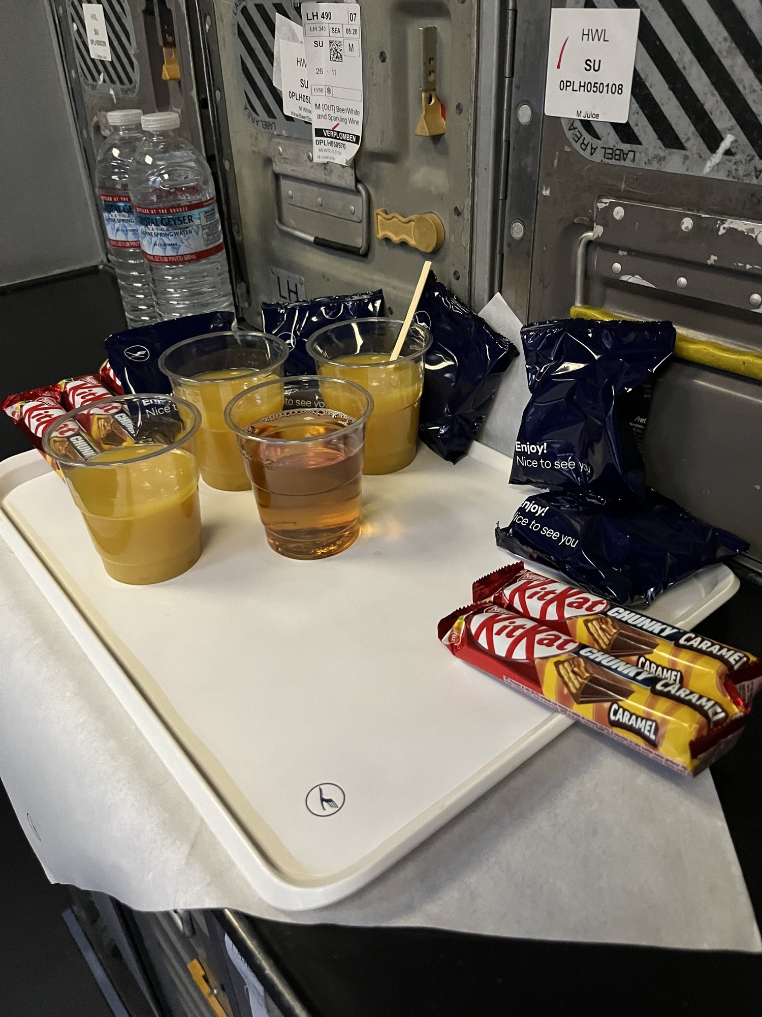 lufthansa business class a340 snacks in galley