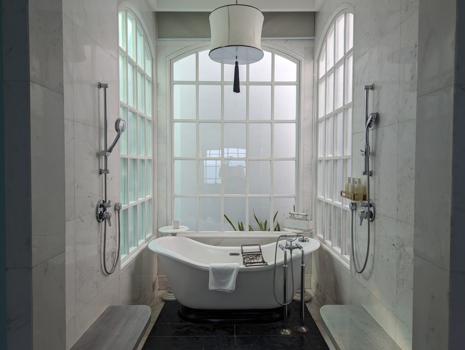 jw marriott phu quoc emerald bay resort & spa turquoise suite bathtub