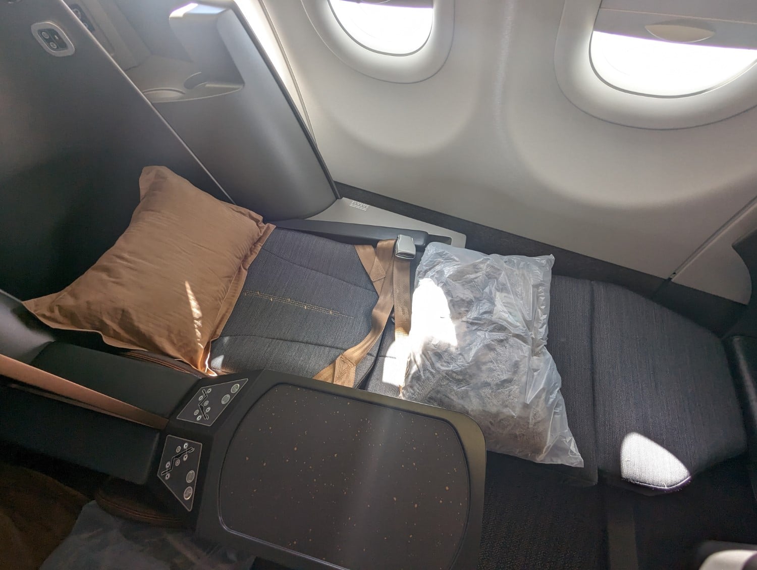 starlux business class a321neo bed