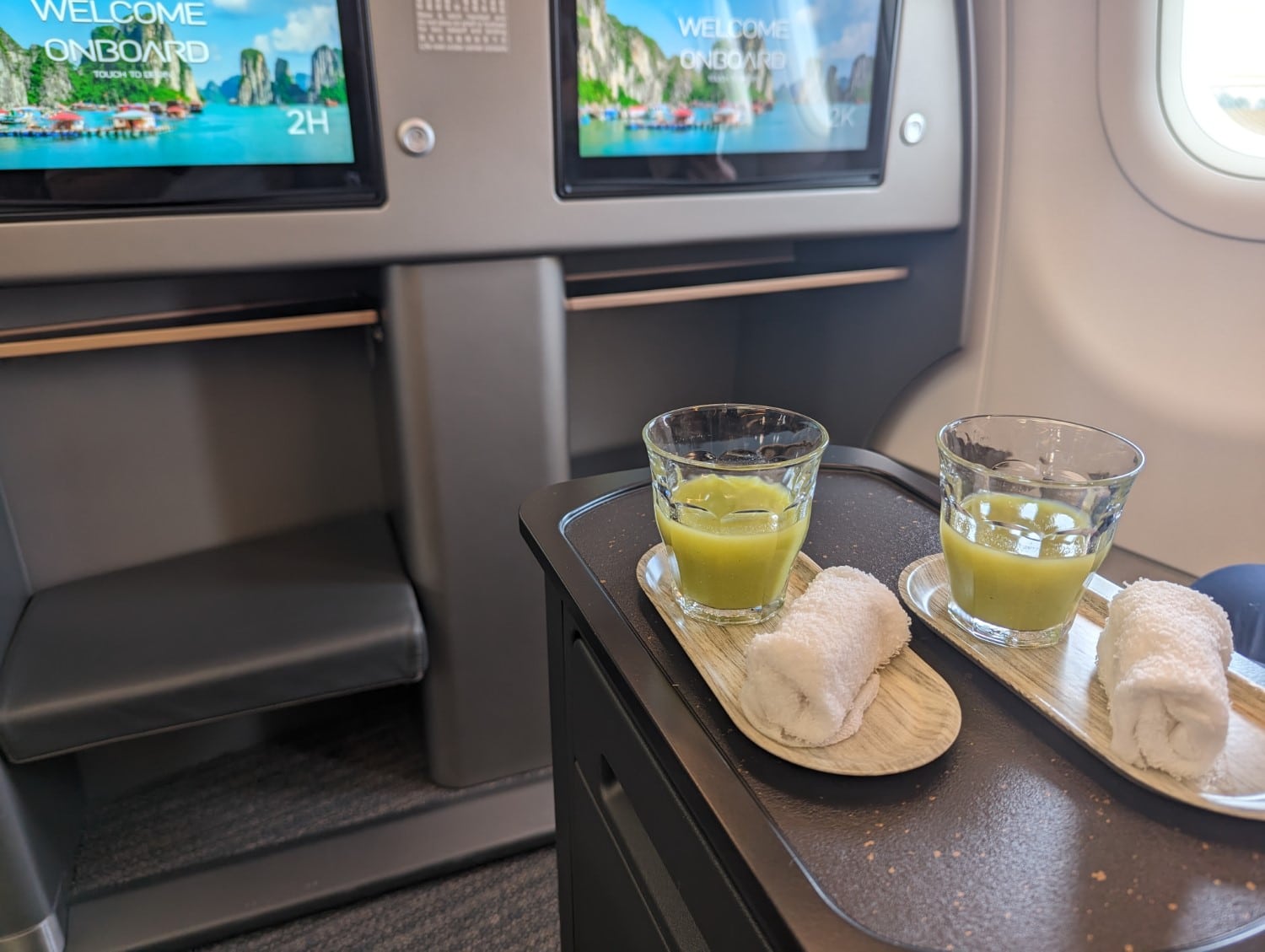starlux business class a321neo pre-departure beverages