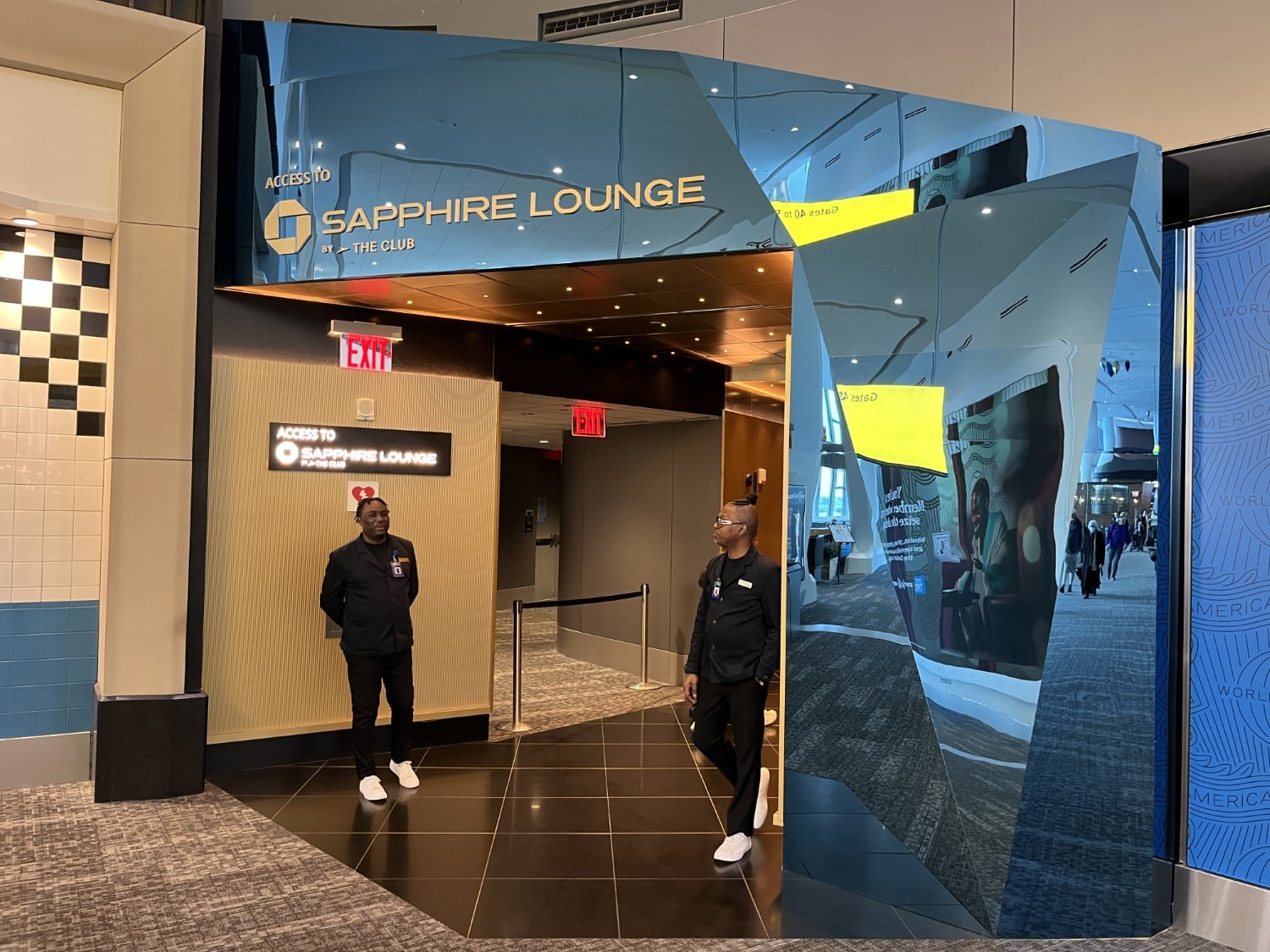 chase sapphire lounge laguardia airport entrance