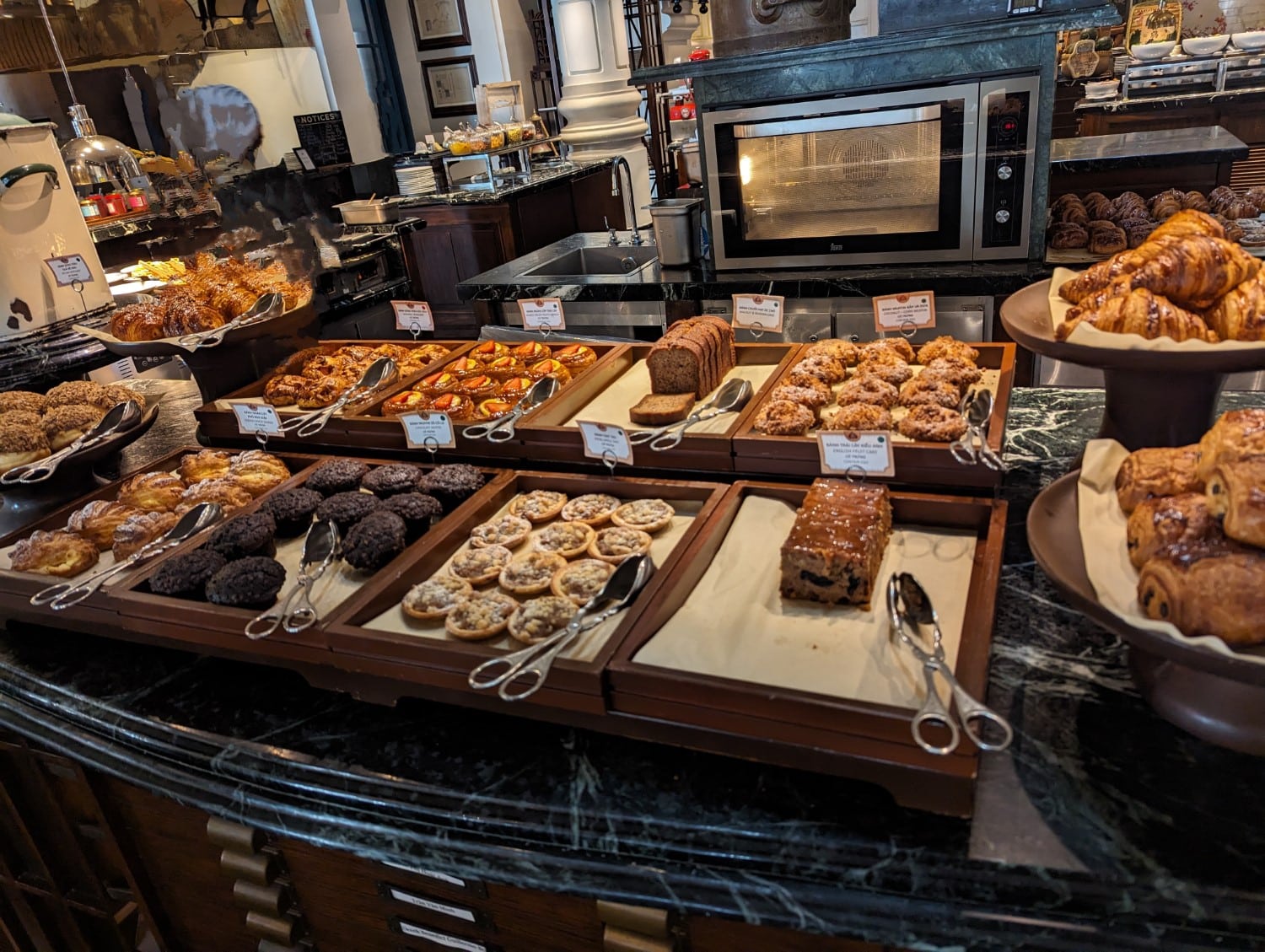 marriott-bonvoy-breakfast-buffet-jw-marriott-emerald-bay