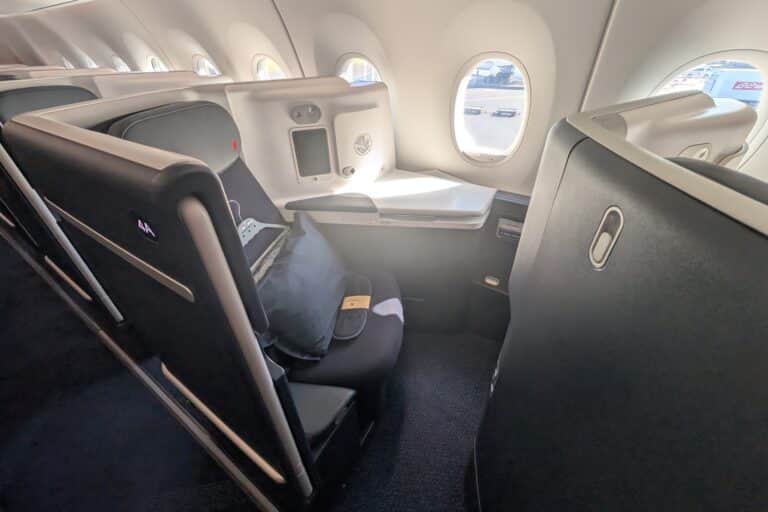 air france new business class a350 review featured