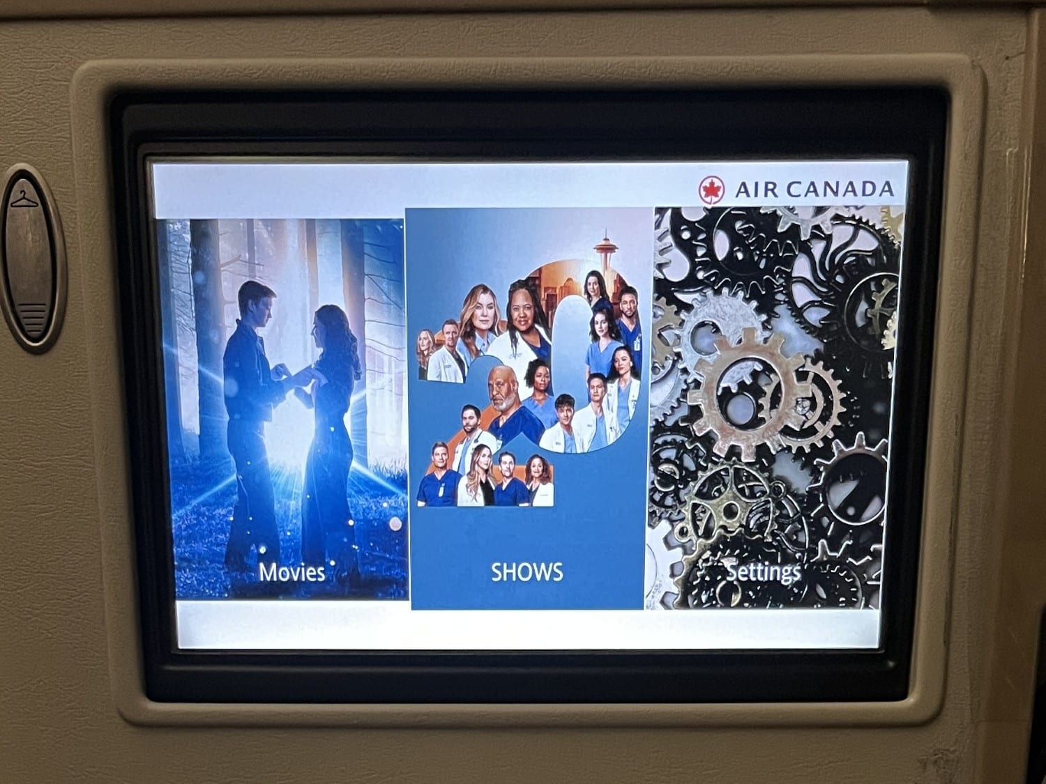 air canada a330 business class entertainment console homescreen