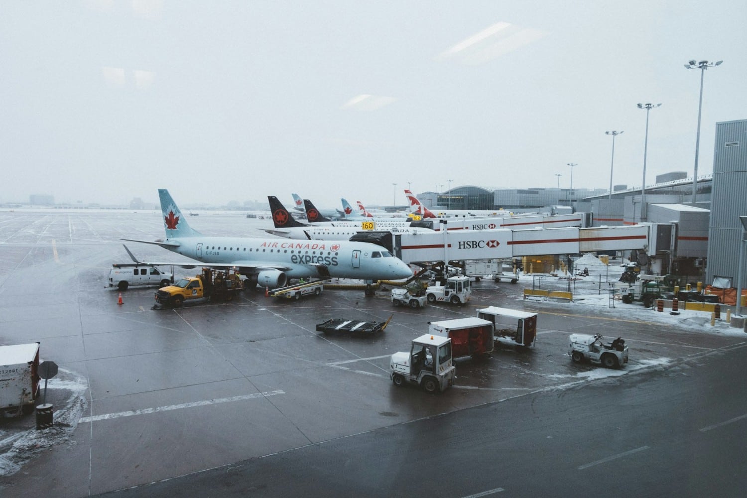 Air Canada Express à la porte