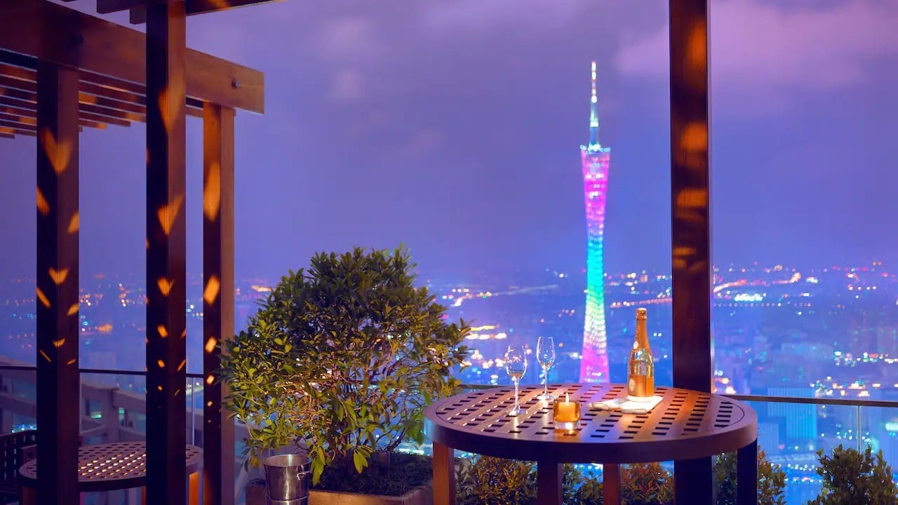 park hyatt guangzhou rooftop bar view
