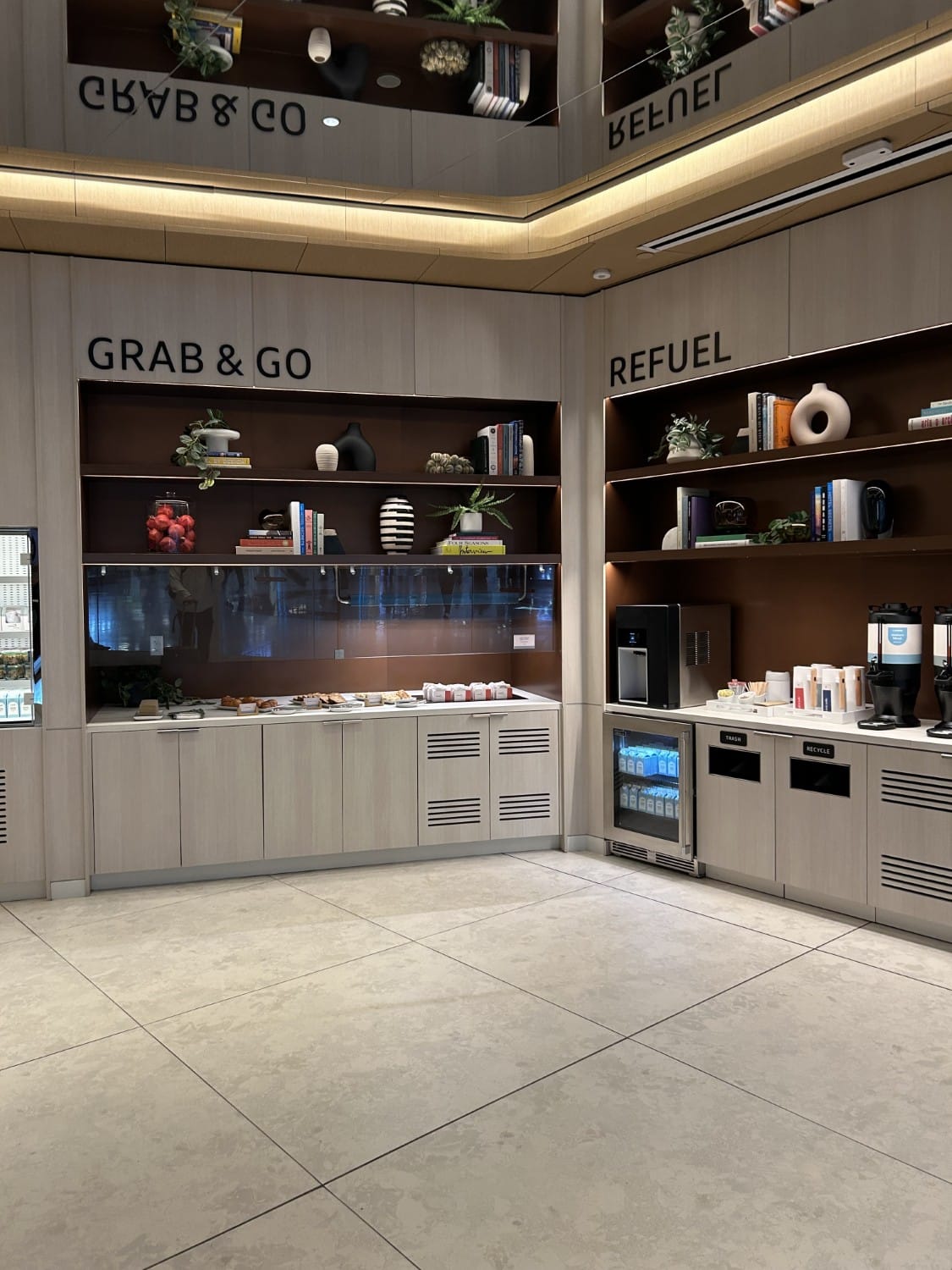 Capital Wan Las Vegas Hall, Grab and Go