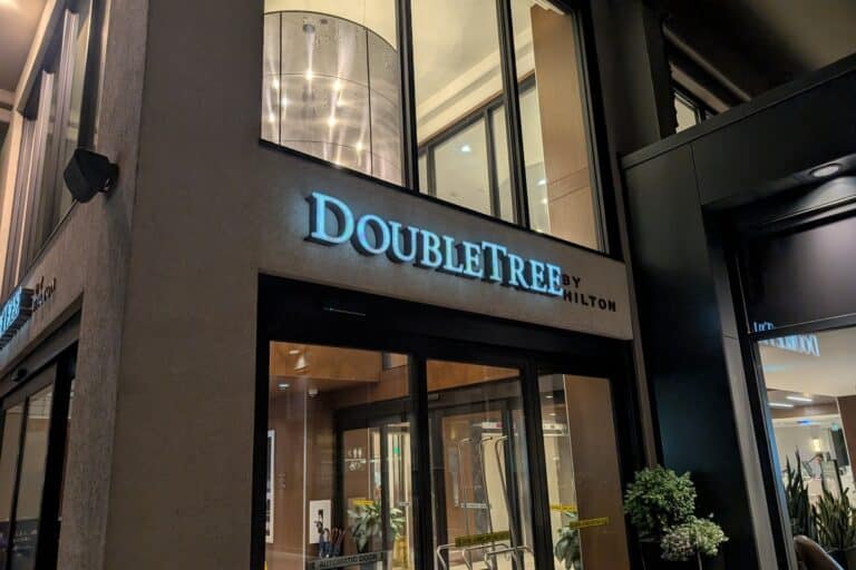 doubletree hilton hotel suites victoria exterior featured image