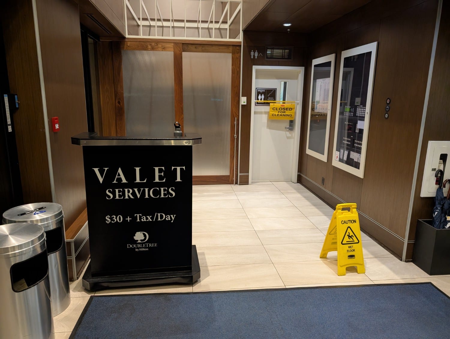 doubletree hilton hotel suites victoria parking valet services