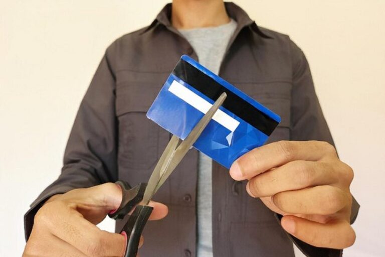 how to decide which credit cards to keep and which to cancel featured