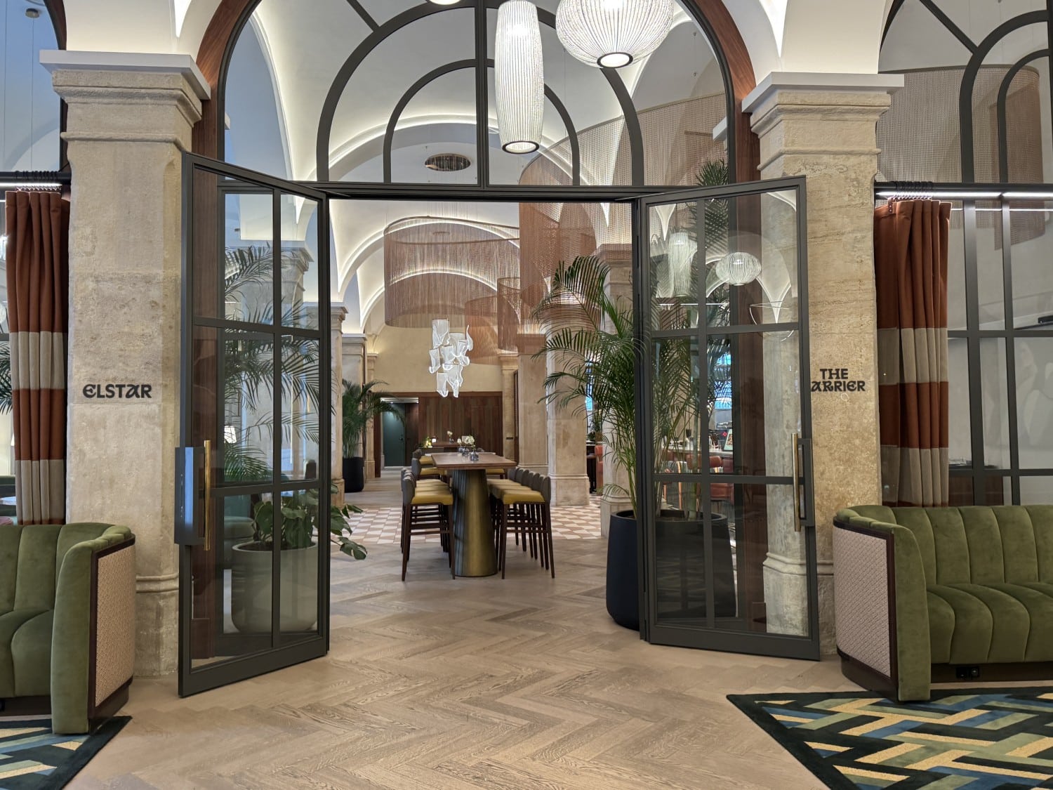 Restaurant Elstar à l'extérieur à l'Imperial Riding School, Hotel Autograph Collection, à Vienne.