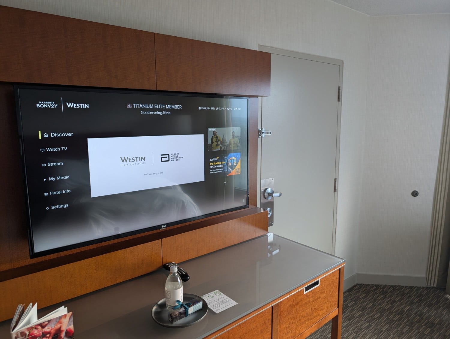 the westin ottawa 2 double bed room television