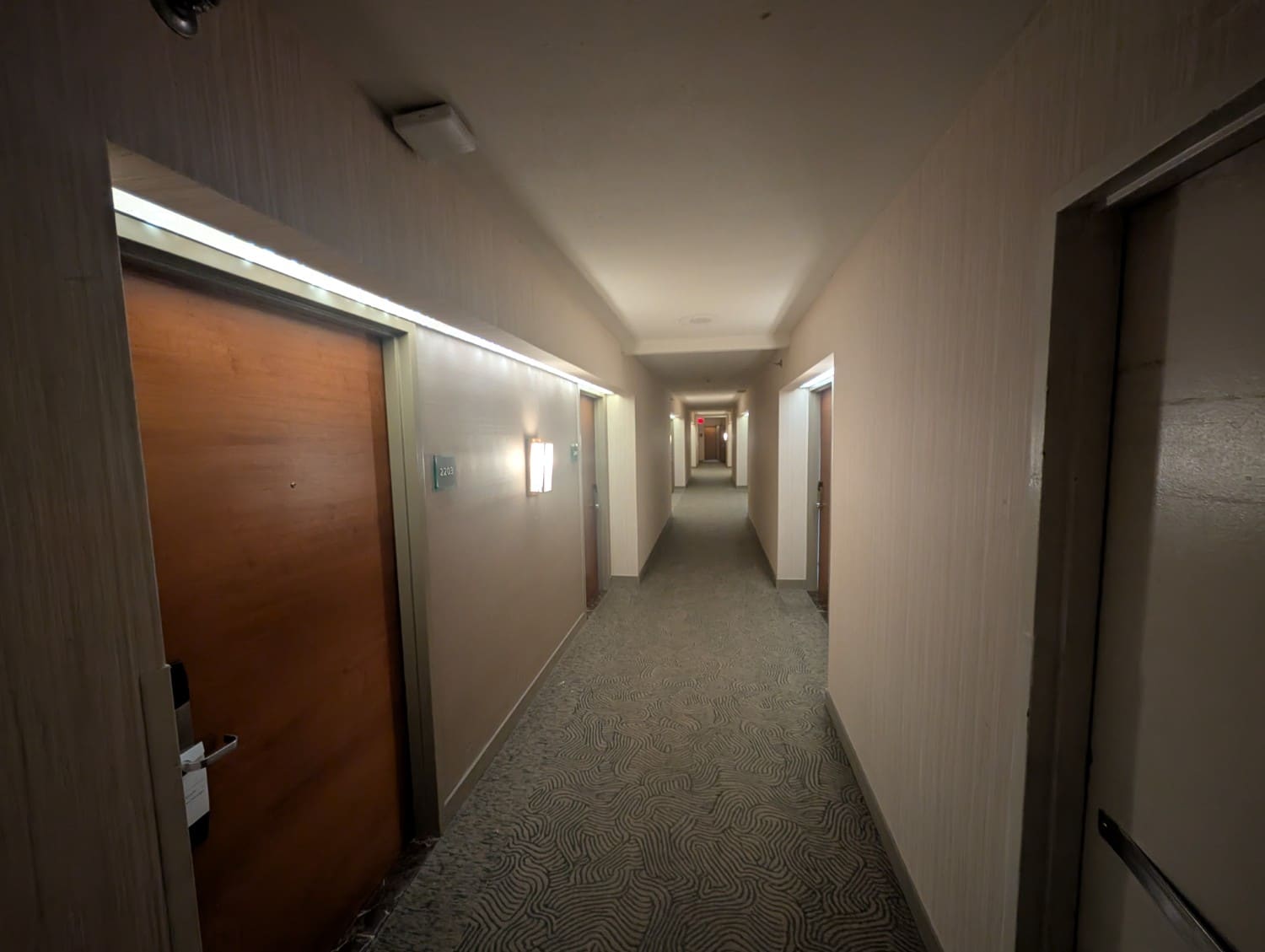 the westin ottawa 22nd floor hallway