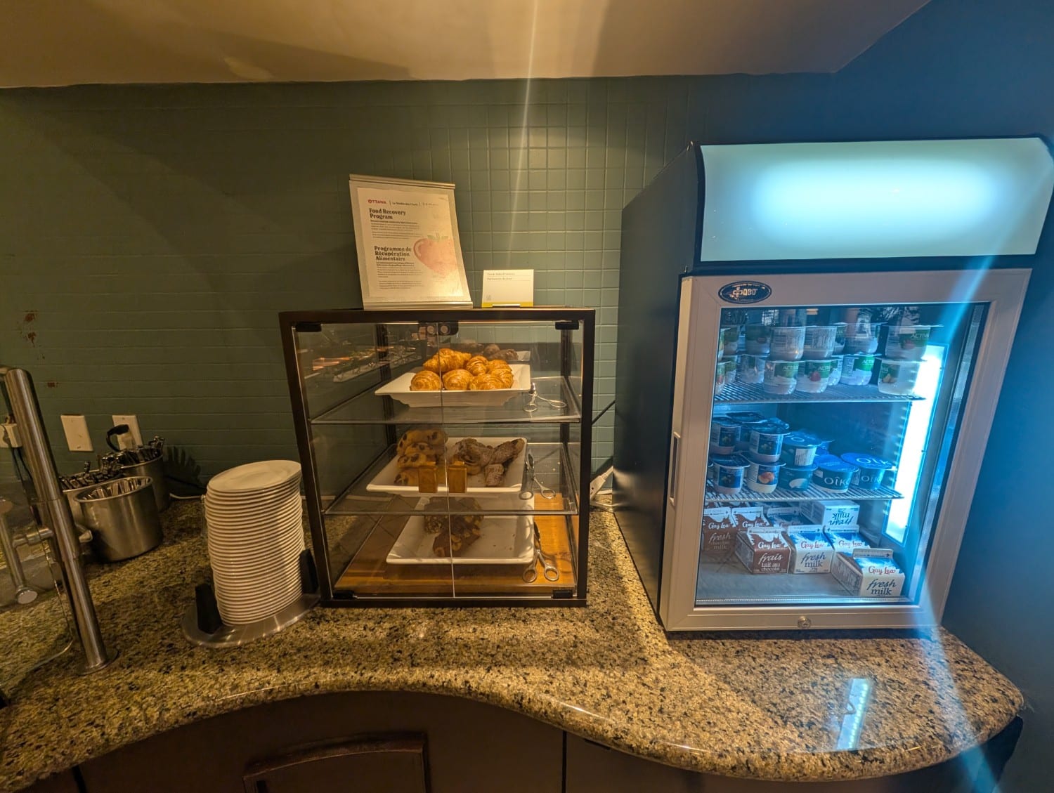 the westin ottawa dalys restraurant breakfast buffet 6