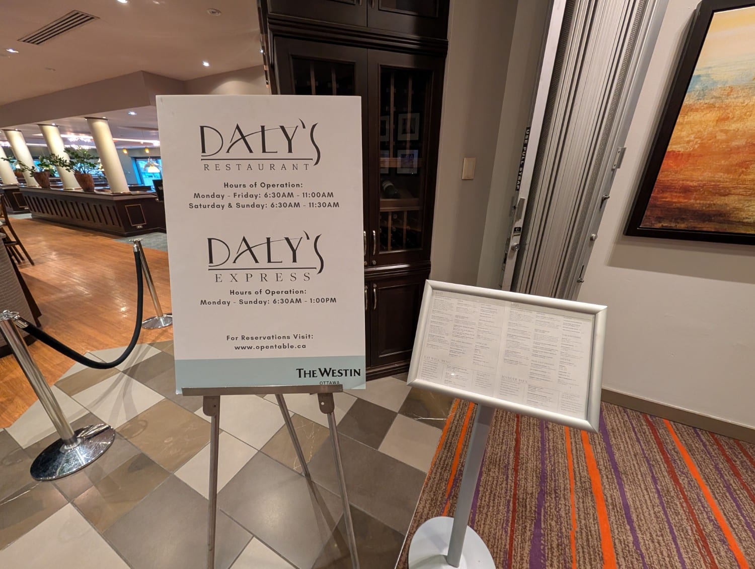 the westin ottawa dalys restraurant sign