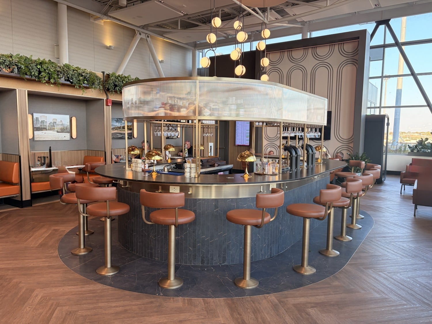 aspire amex lounge montreal yul bar with seating