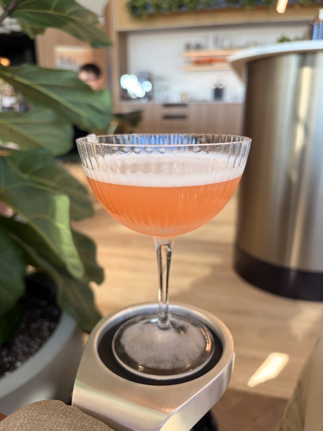 aspire amex lounge montreal yul cocktail 1