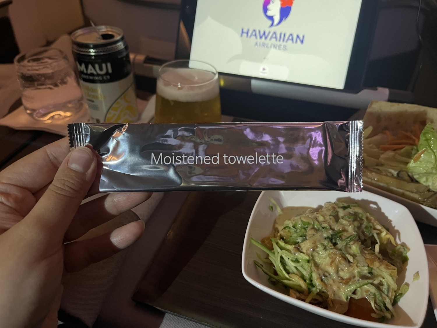 hawaiian airlines business class a330 moistened towelette