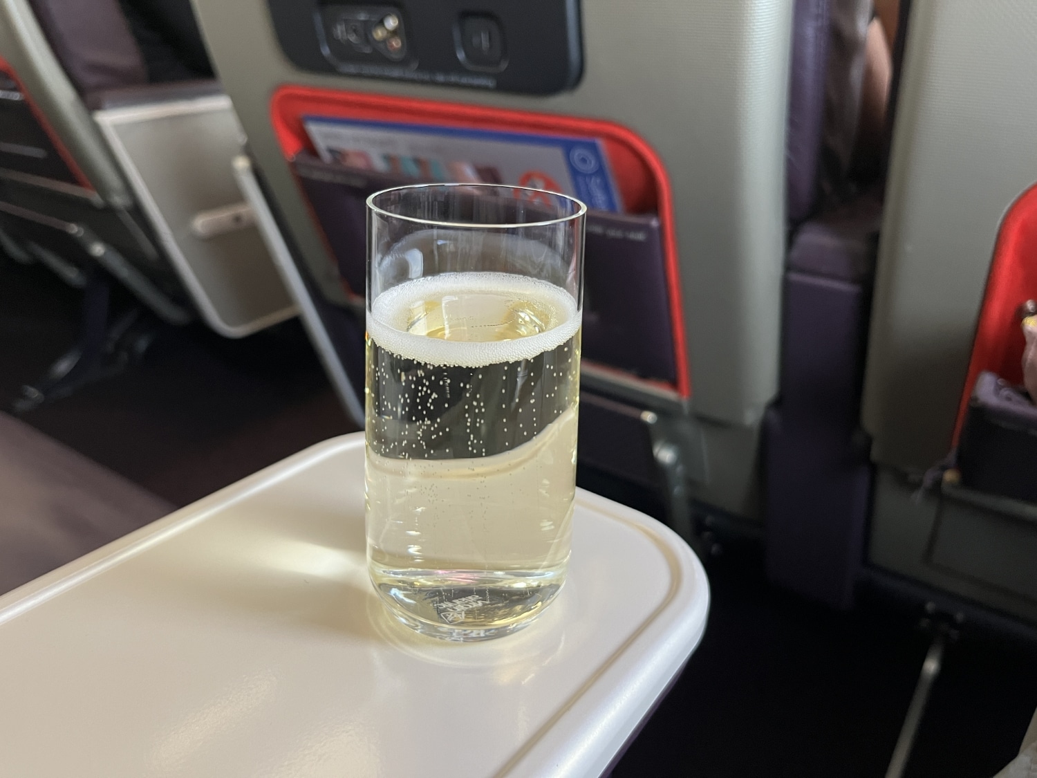 virgin atlantic premium economy a330-300 welcome prosecco