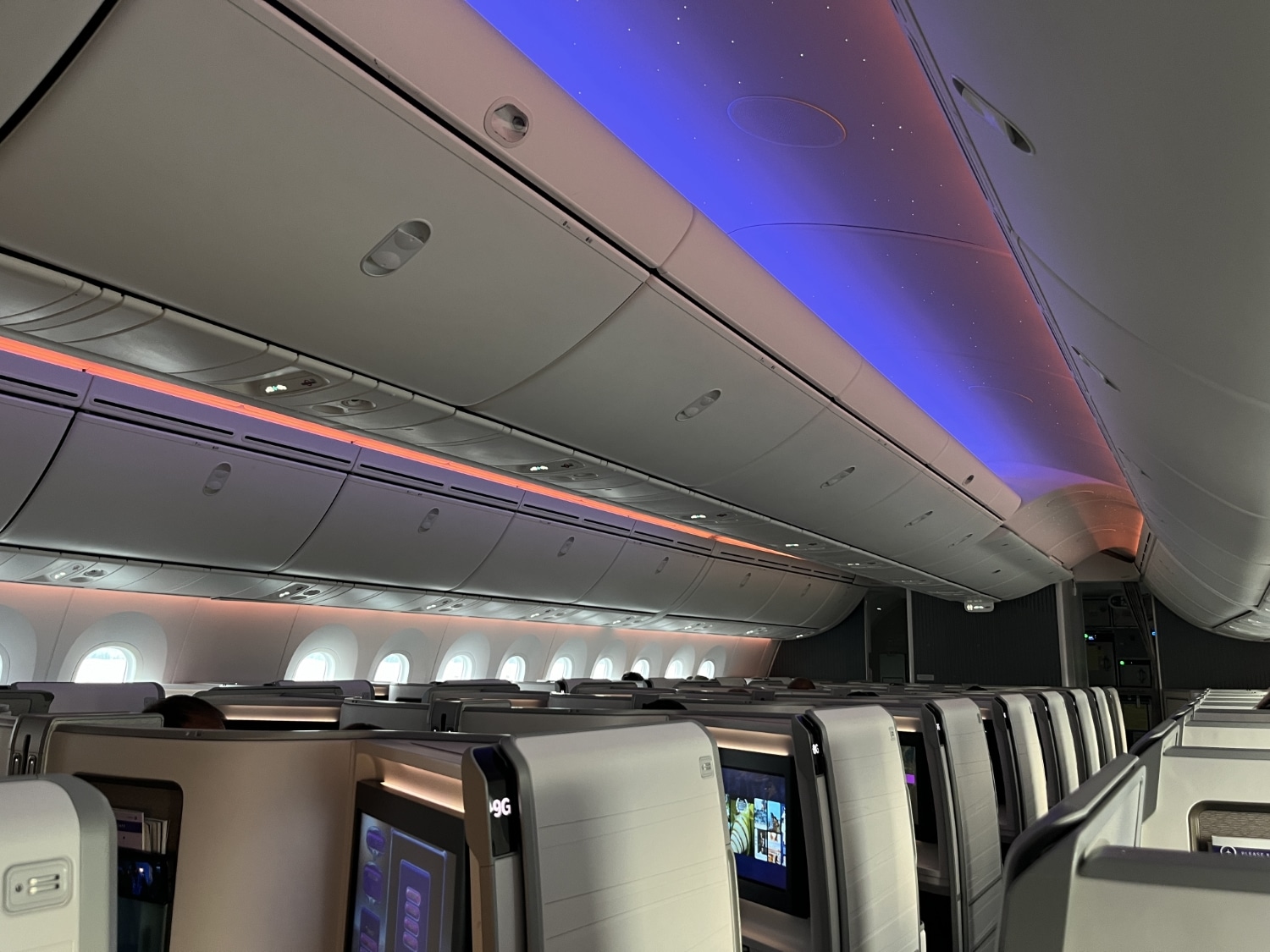 hawaiian airlines first class leihoku suite starlight cabin