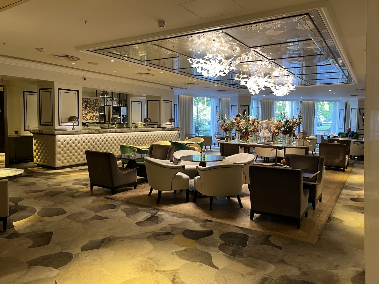 jw marriott grosvenor house london park room seating