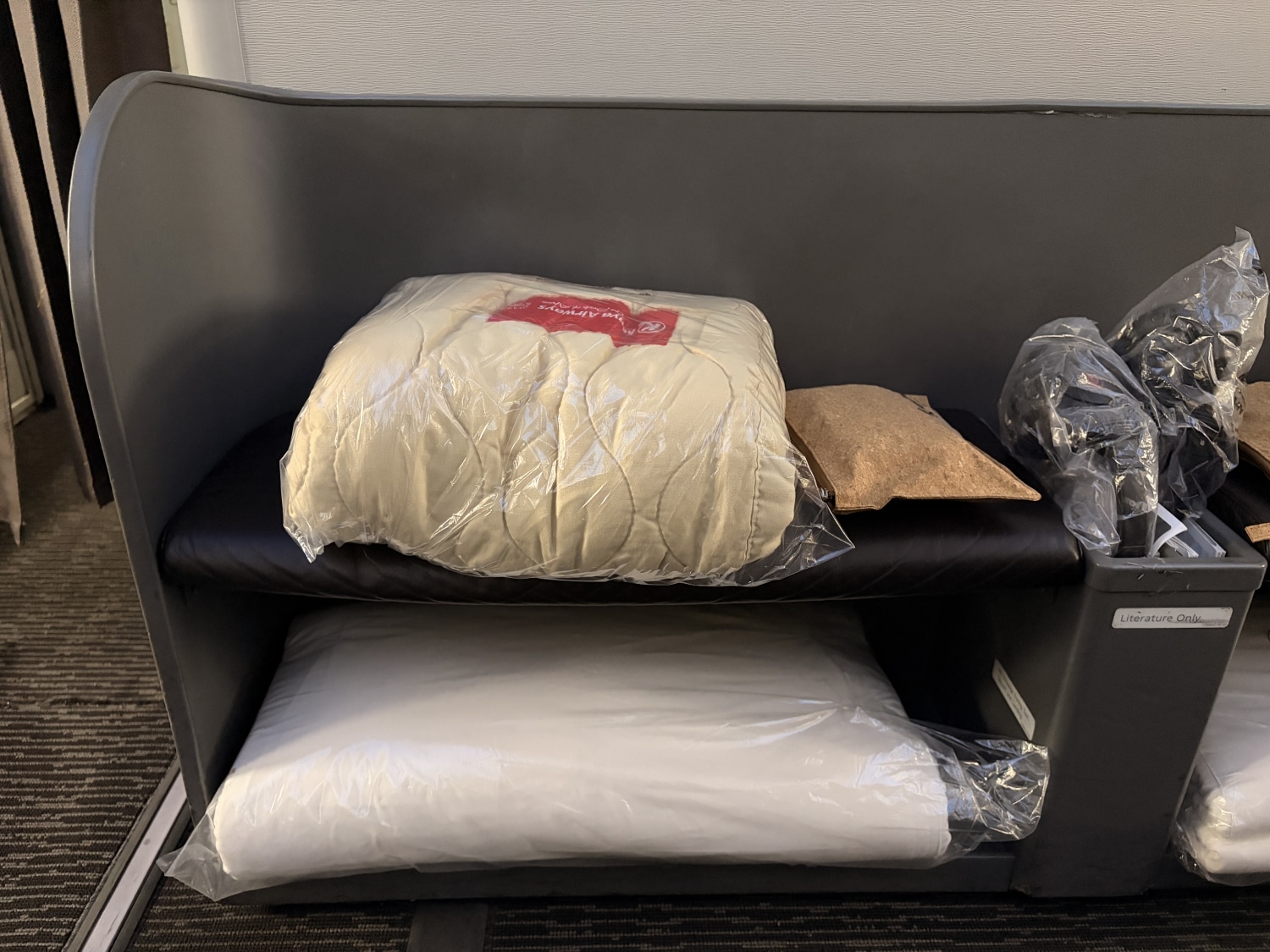 kenya airways business class 787-8 footrest with bedding