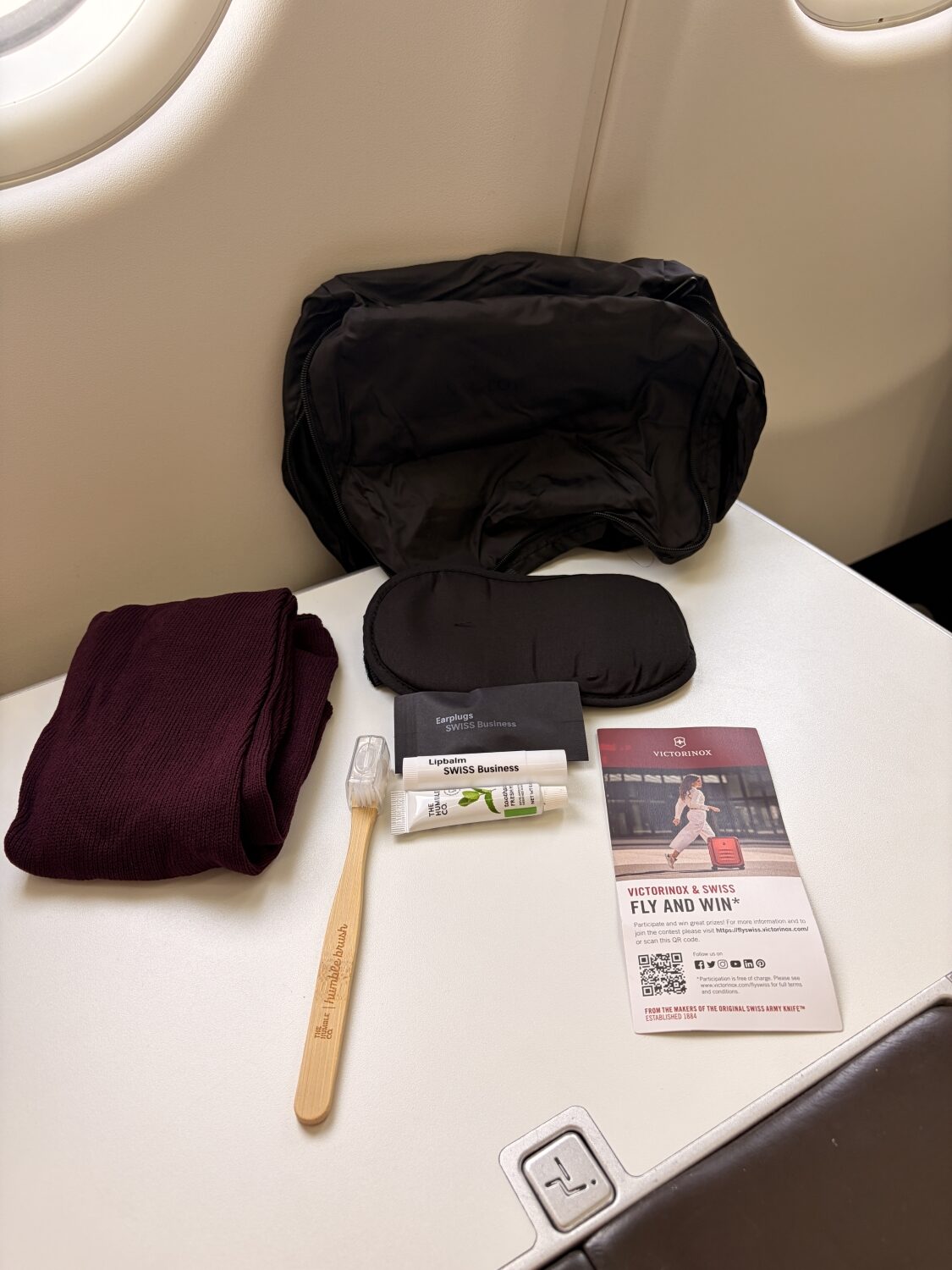 swiss business class a330 amenity kit contents