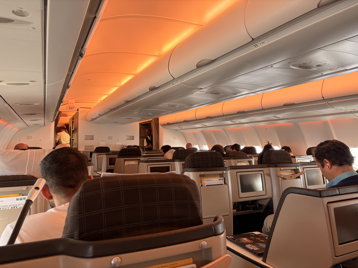 swiss business class open cabin overview