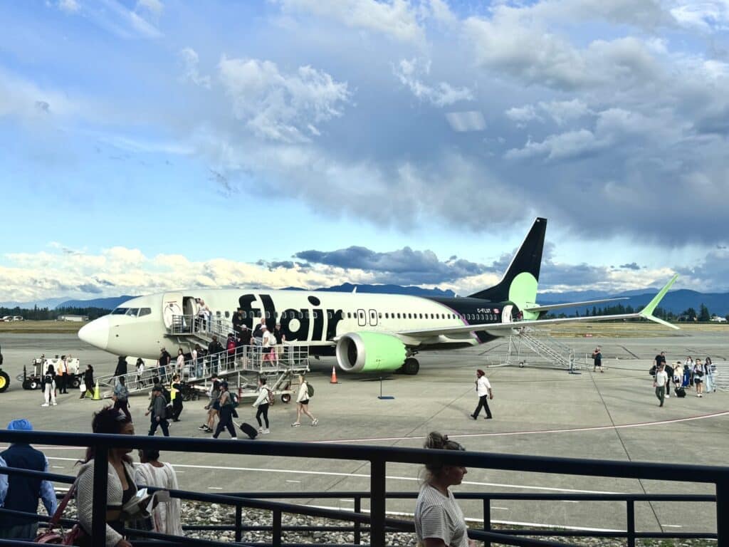 WestJet UltraBasic vs Flair Airlines: Complete Comparison Guide ...