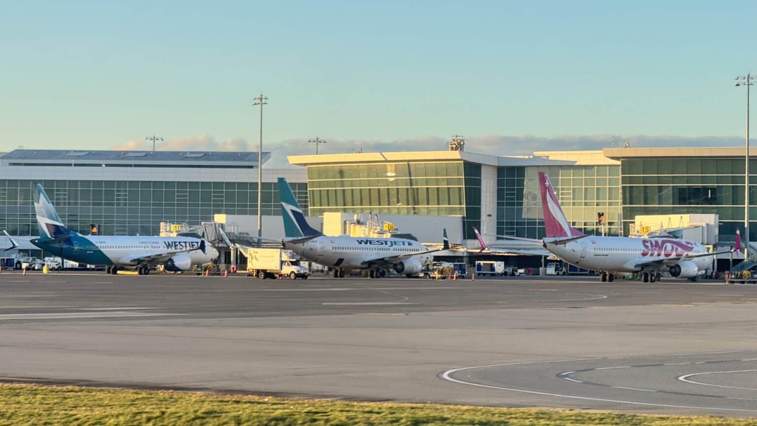 WestJet UltraBasic vs Flair Airlines: Complete Comparison Guide ...